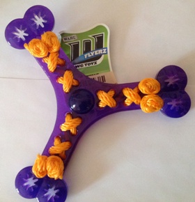 Flyer Toyz: Triangle Frisbee with Rope Flyer Toyz: Triangle Frisbee with Rope